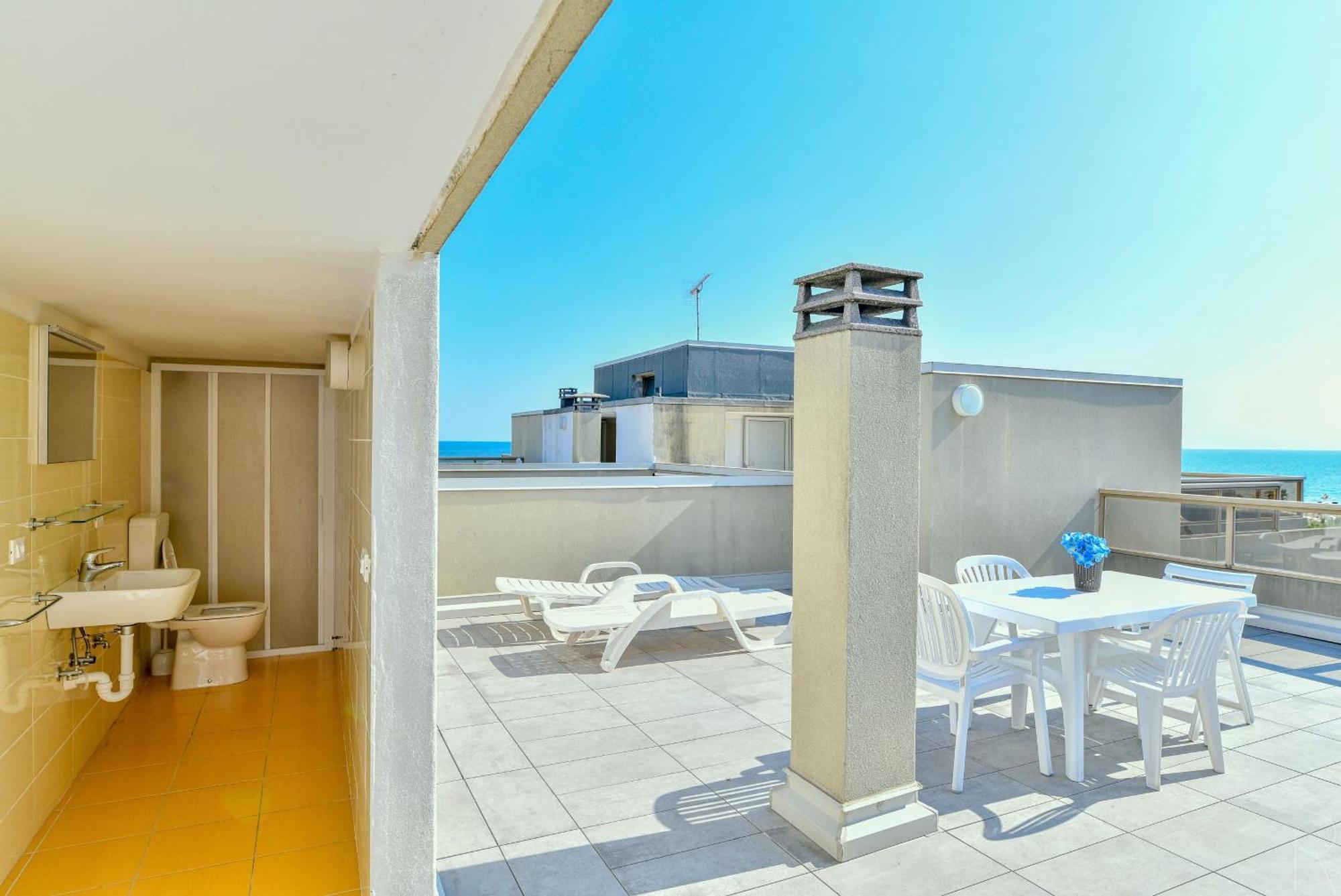 Residence Le Zattere Bibione Exterior photo